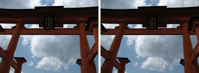 安芸の宮島 厳島神社の大鳥居を見上げる　平行法3Dステレオ立体写真