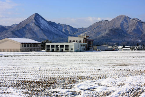 秋田県湯沢市稲川地区の雪景色