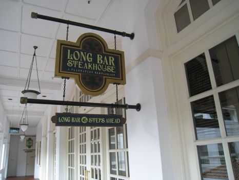 Long Bar SteakHouseでステーキとシーフードグリル in Raffles Hotel Singapore3