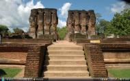Polonnaruwaf60.jpg