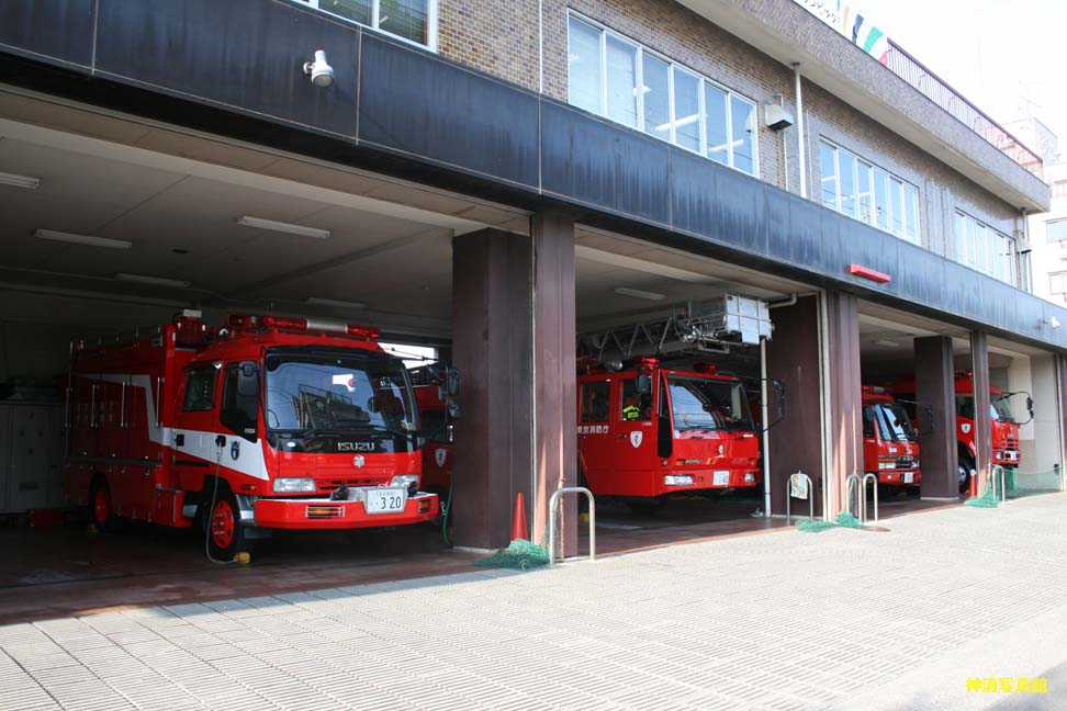 名古屋市消防局・東京消防庁・八方面ハイパー 437