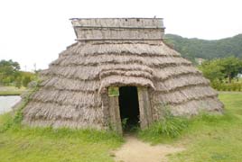 縄文の竪穴住居